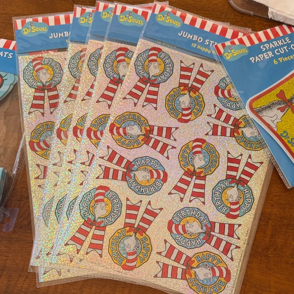 Dr. Seuss Red and White Party Hat Set